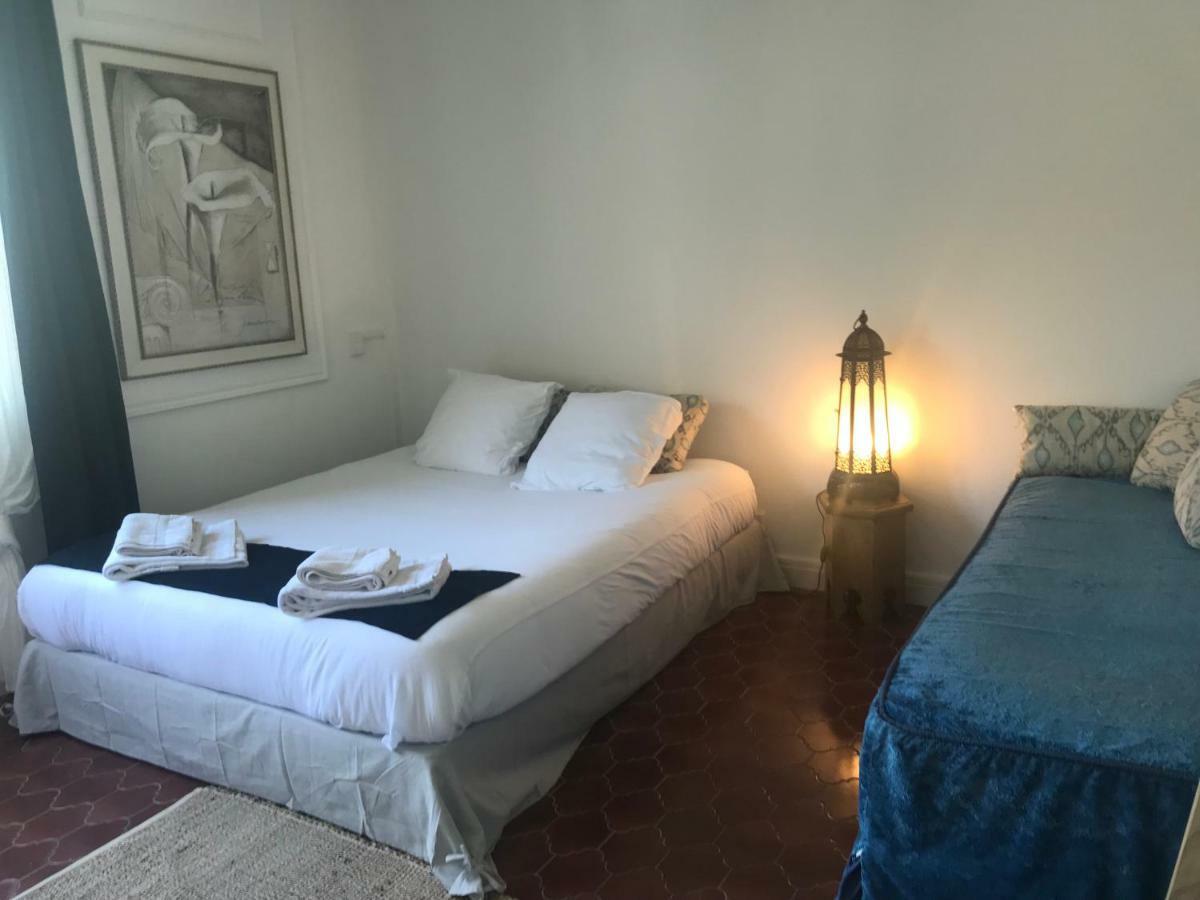 Moodz Hotel Vienne Pont-Eveque ภายนอก รูปภาพ