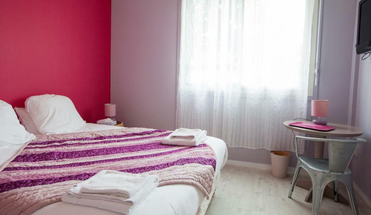 Moodz Hotel Vienne Pont-Eveque ภายนอก รูปภาพ